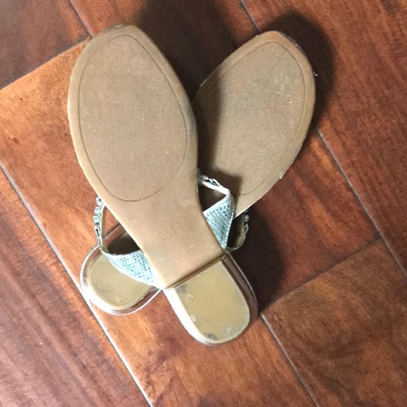 Sandals - Picture 3 of 3